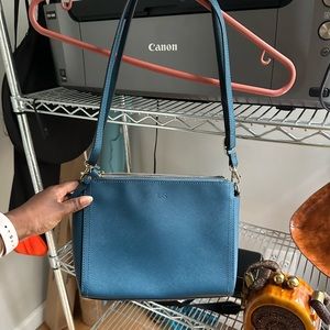 Lo & Sons blue purse
